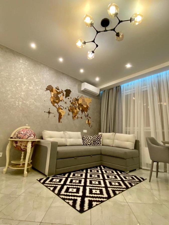 Vip Apartment In Odessa מראה חיצוני תמונה